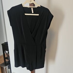 State Of Being Elegant Black V-Neck Dress Womens M